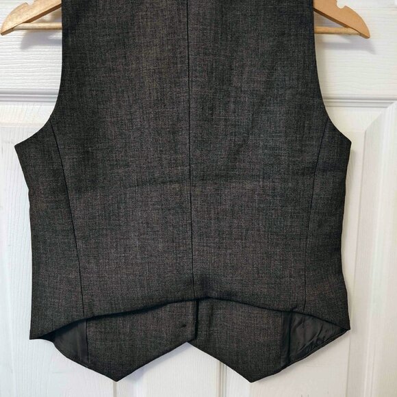 Aritzia Babaton Deniro Vest - (Re)ssential Size 6 - Picture 4 of 5